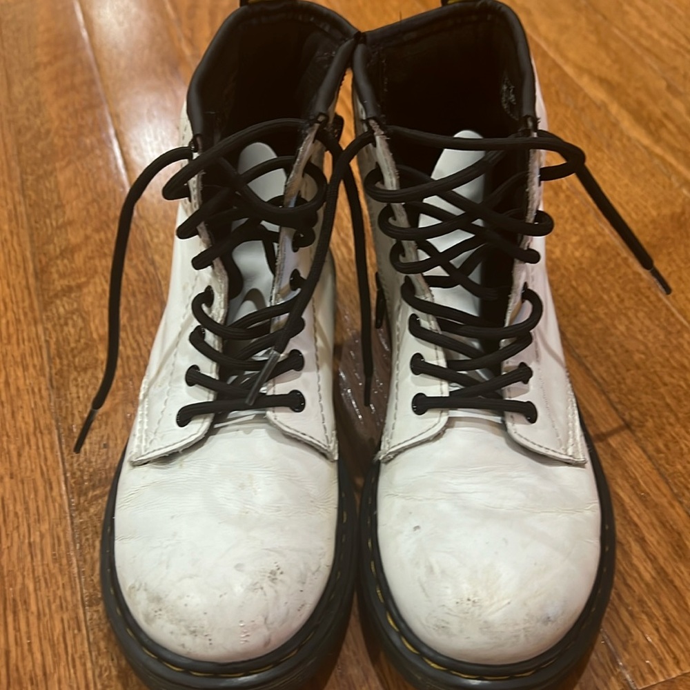 Dr martens 1460J boots in white